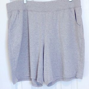 Ladies stretch shorts